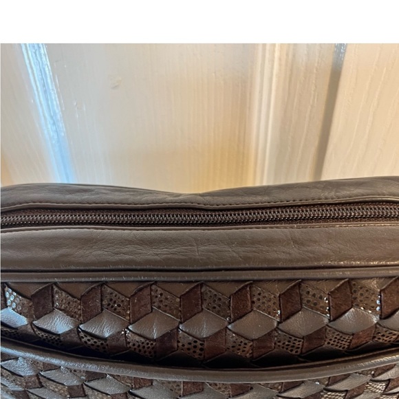 🩷 Vintage Aspects by Lisette crossbody purse brown💚
woven leather design🩷 - Picture 10 of 15